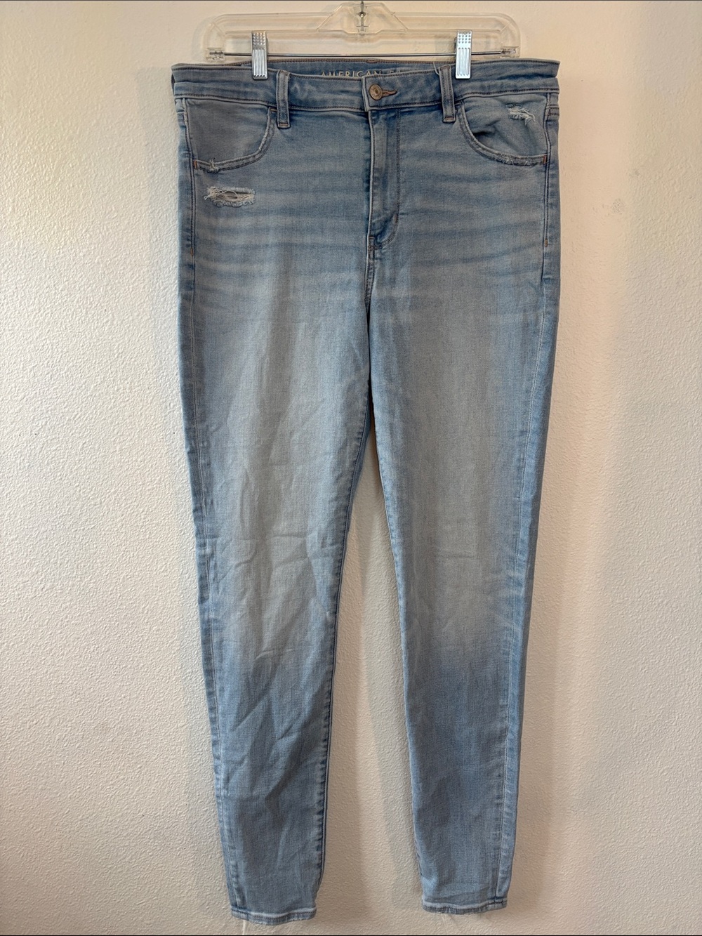 American Eagle Outfitters Light Wash Skinny Jeans -654sku